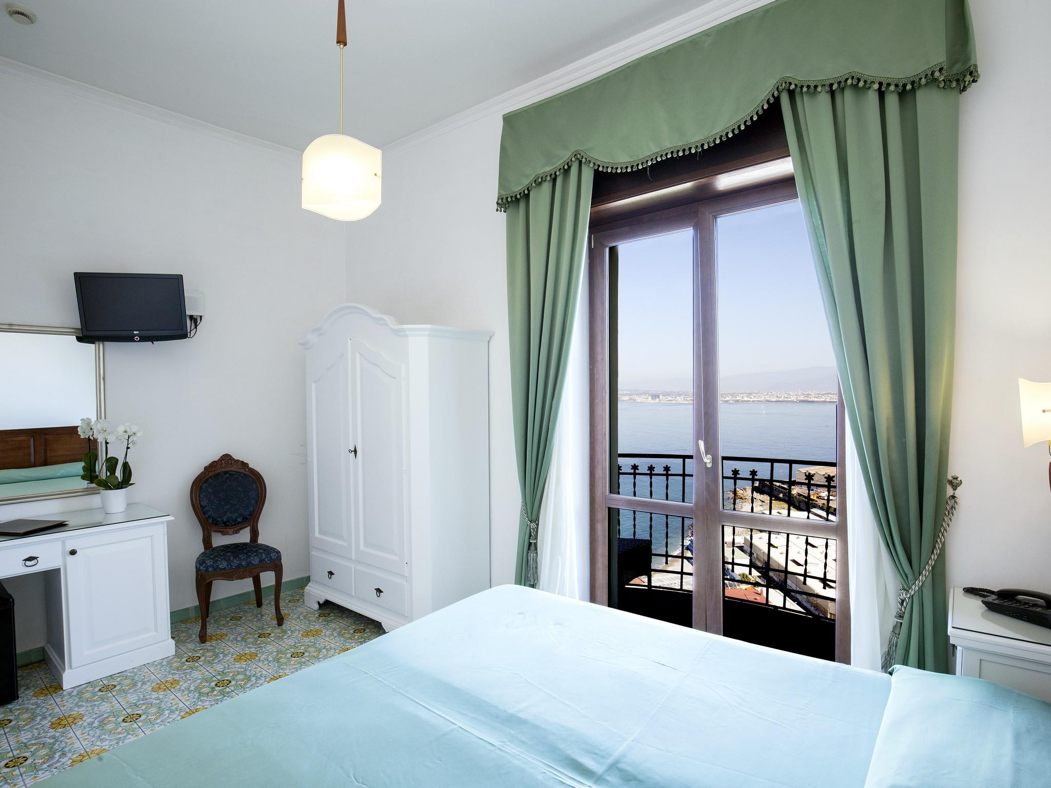 La Panoramica Hotel Castellammare di Stabia Extérieur photo