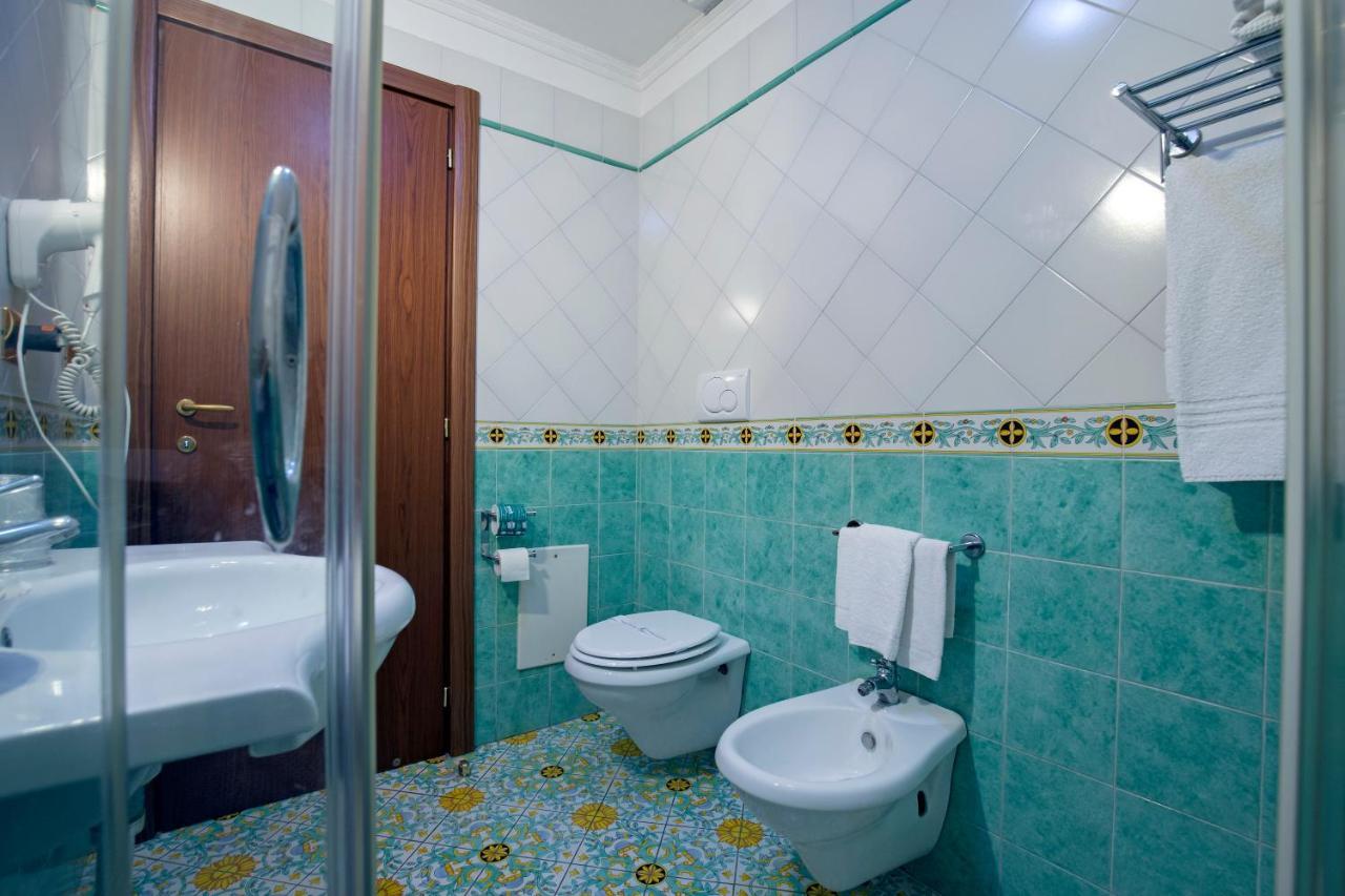 La Panoramica Hotel Castellammare di Stabia Extérieur photo